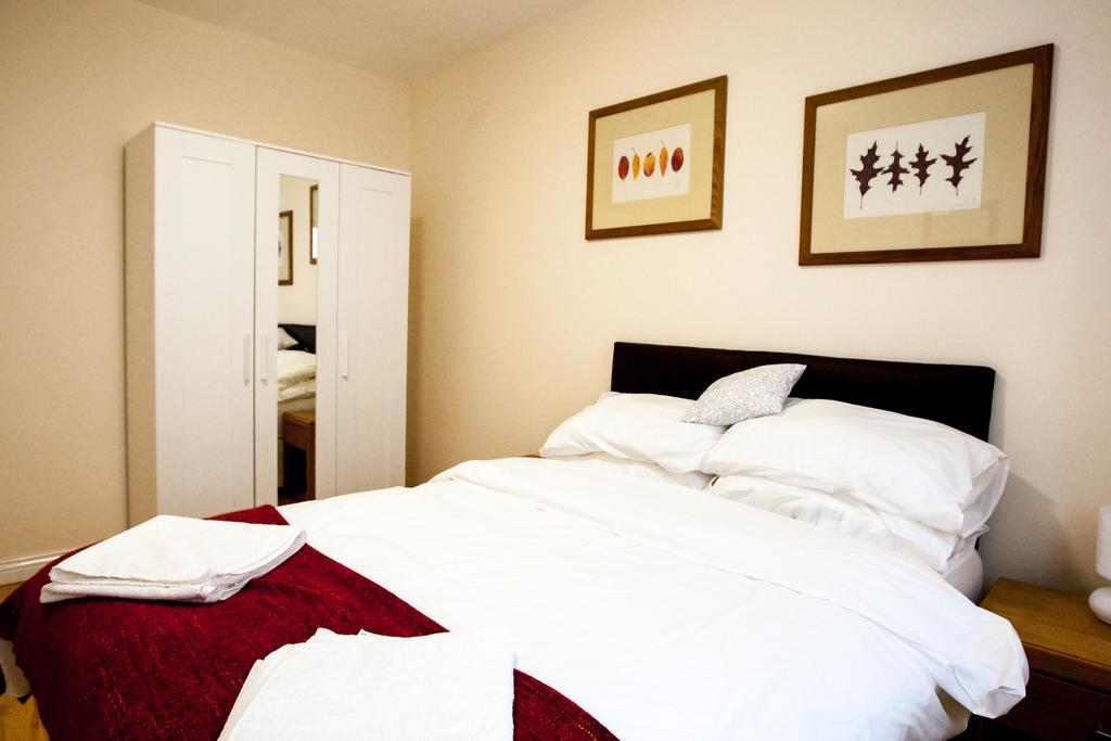 Dominick Street Apartments غالواي المظهر الخارجي الصورة