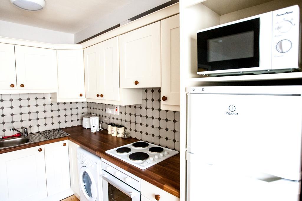 Dominick Street Apartments غالواي المظهر الخارجي الصورة