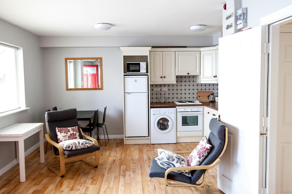 Dominick Street Apartments غالواي المظهر الخارجي الصورة