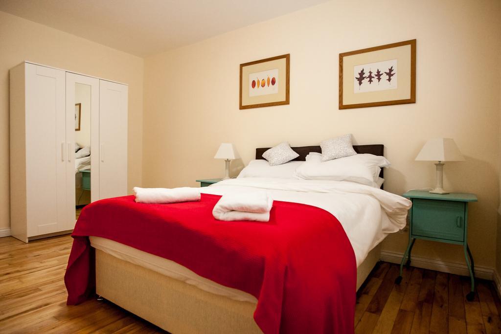 Dominick Street Apartments غالواي المظهر الخارجي الصورة