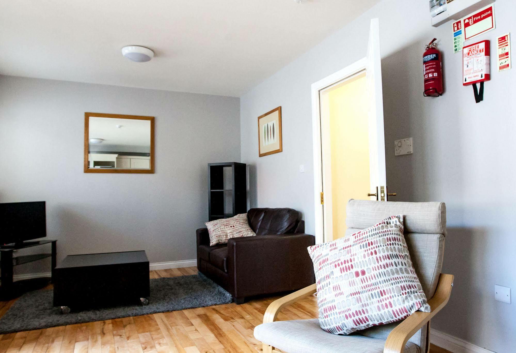Dominick Street Apartments غالواي المظهر الخارجي الصورة